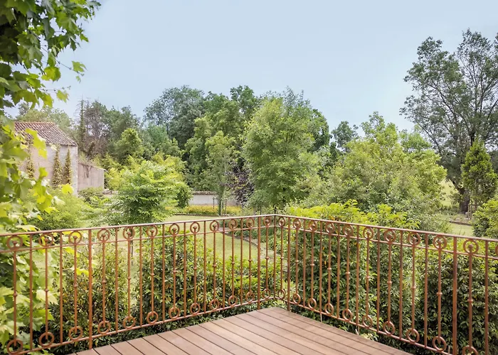 La Nauve - Hotel Et Jardin