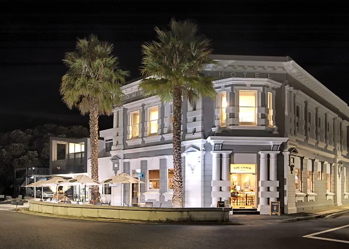 The Com Plex Motel