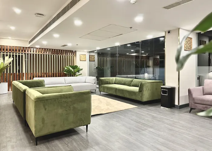 7 Apple Hotel Guruvayur