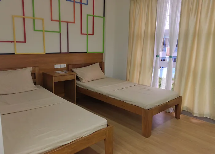 Mansion 8 Residences