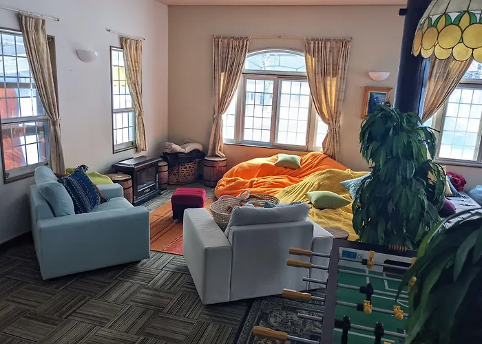 Luna Lodge