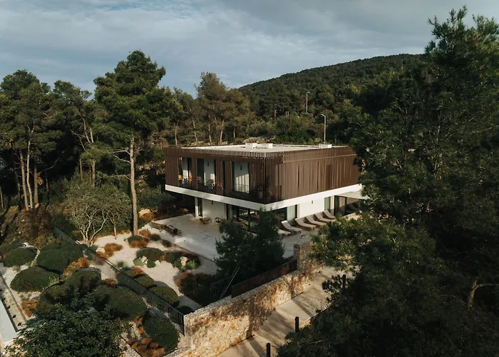Maslina Resort