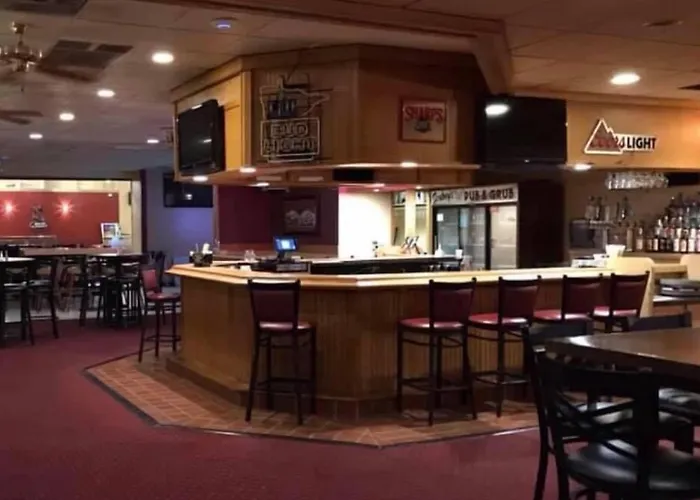 Crookston Inn & Convention Center