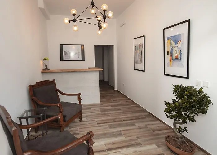 Grand Boutique Hotel