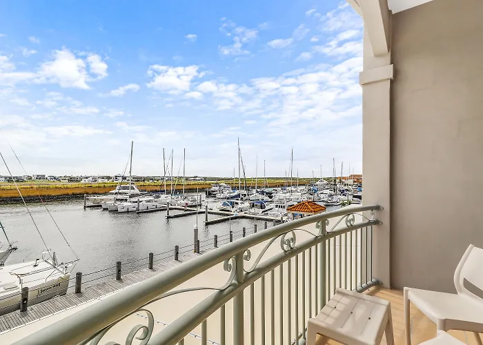 Hope Harbour Hotel Apartments
