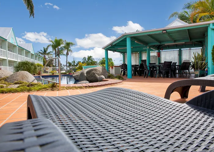 Reef Adventureland Motel