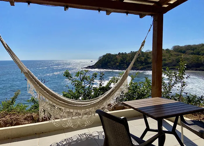 Paradise Surf Hotel