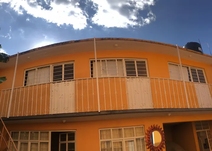 Los Nardos Hostel -Pet Friendly-