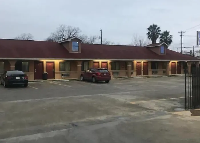Southtown S.A. Inn