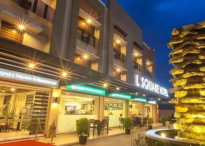 L Square Hotel