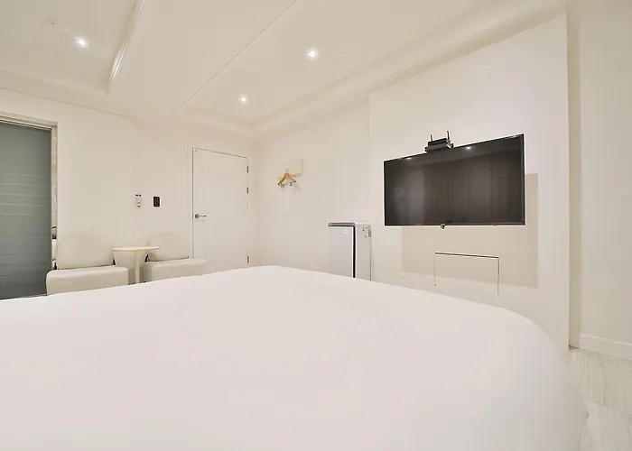 Hotel Yeogiuhtte Gumi Indong 2