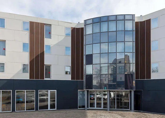 Brit Hotel Privilege Paris Rosny-Sous-Bois
