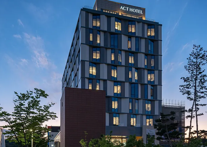 Act Hotel