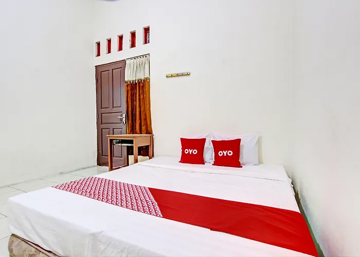 Oyo 93208 Guest House Cemara 2