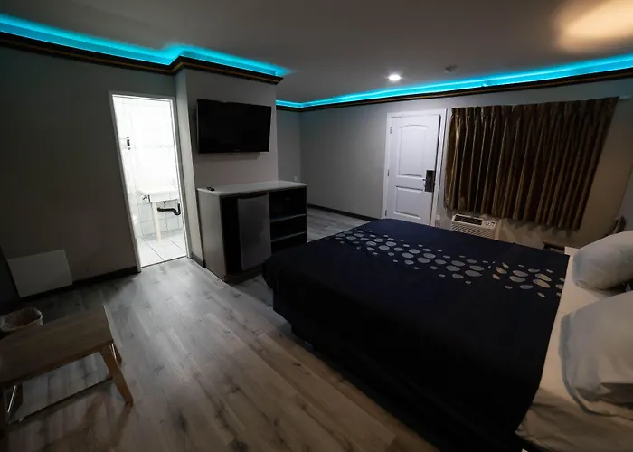 Artesia Motor Inn