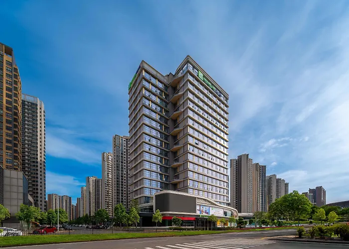 Holiday Inn Express Jiangmen East Station By Ihg