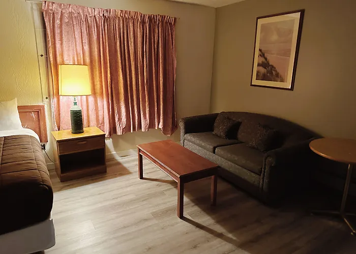 Uptown Motel