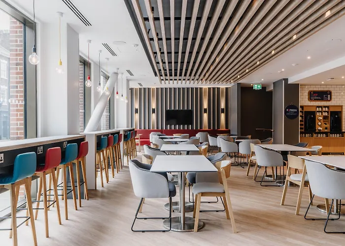 Holiday Inn Express Liverpool - Central By Ihg