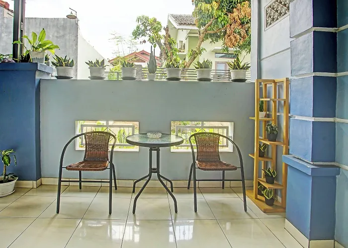 Oyo 3994 Wisma Amalia