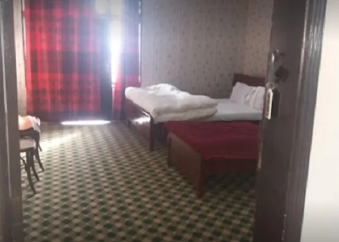 Happy Heart Hotel & Restaurant