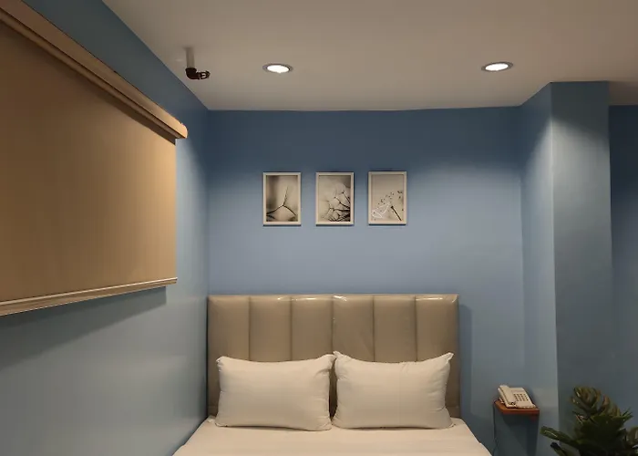 Glory Hotel Cubao