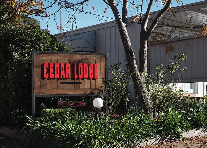 Cedar Lodge