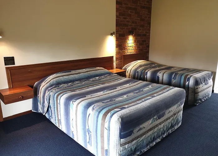 The Finley Palm Motor Inn