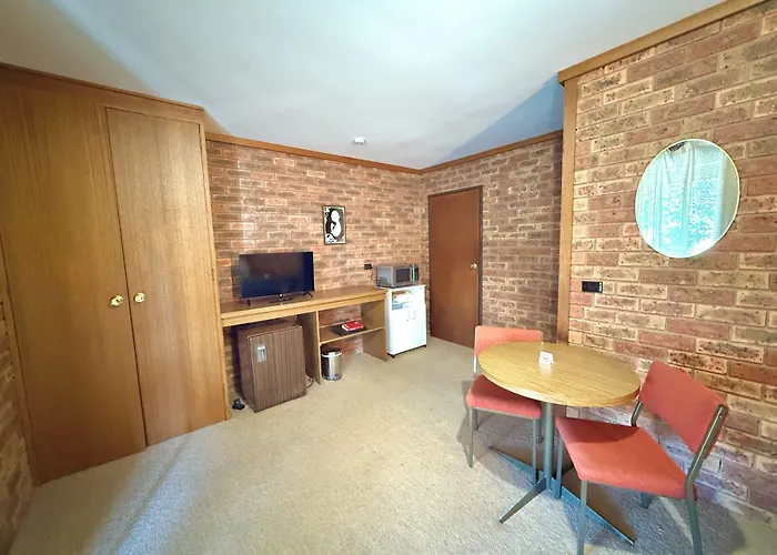 Redgum Motel