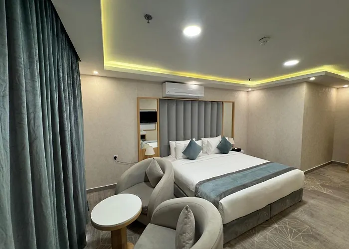 Rose Land Hotel
