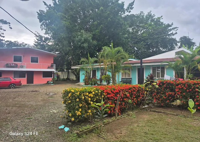 Hostel Yuriel