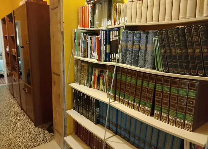 Arci Isola Ostello Sociale