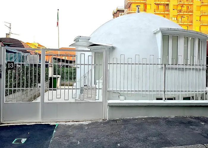 The Igloo Milano -Luxury Eclectic Suite - Jacuzzi - Milanoflats