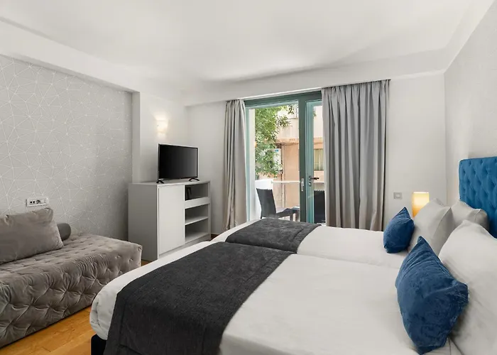 Athenaeum Eridanus Luxury Hotel