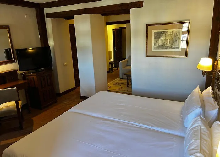 Parador De Plasencia