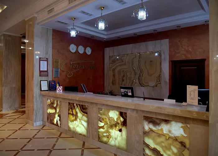Hotel Mir