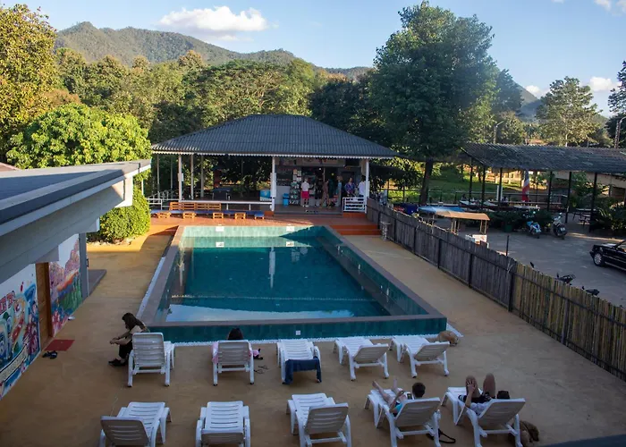Revolution Hostel Pai