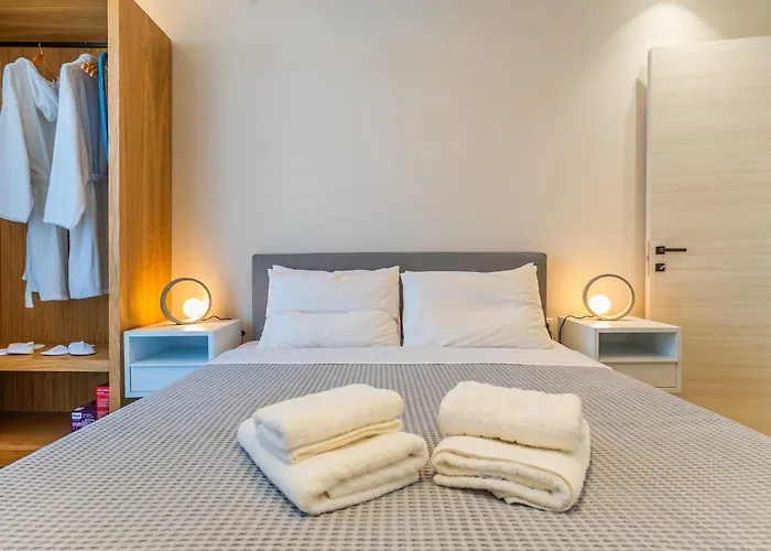 Iridium Old Town Luxury Suites
