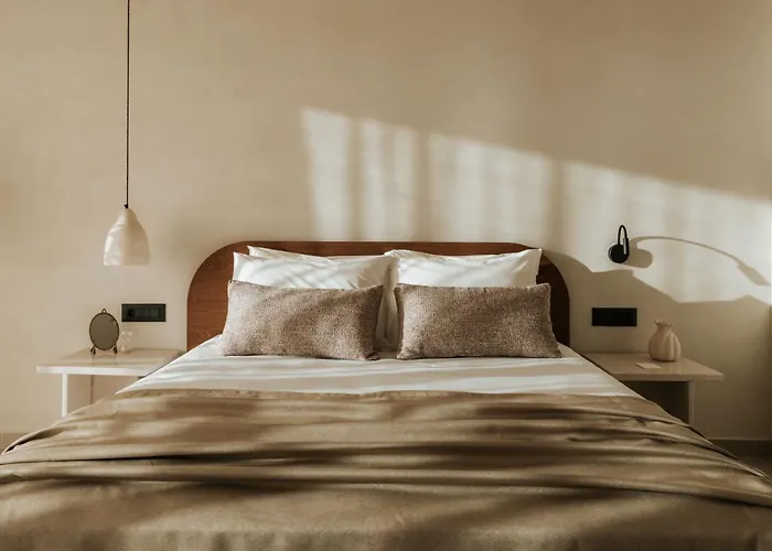 Amente Mindful Suites