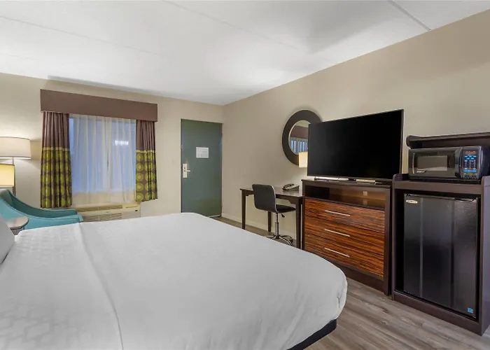 Clarion Pointe Kimball