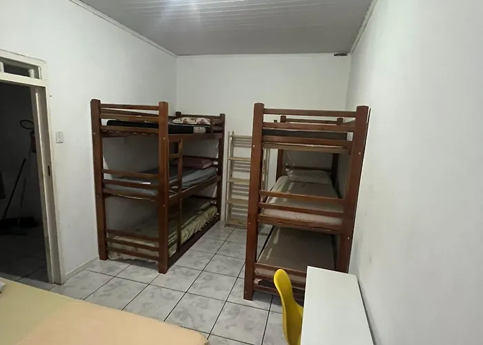 Hostel Proximo A Shopping Total - Rodoviaria - Hosp Presidente Vargas
