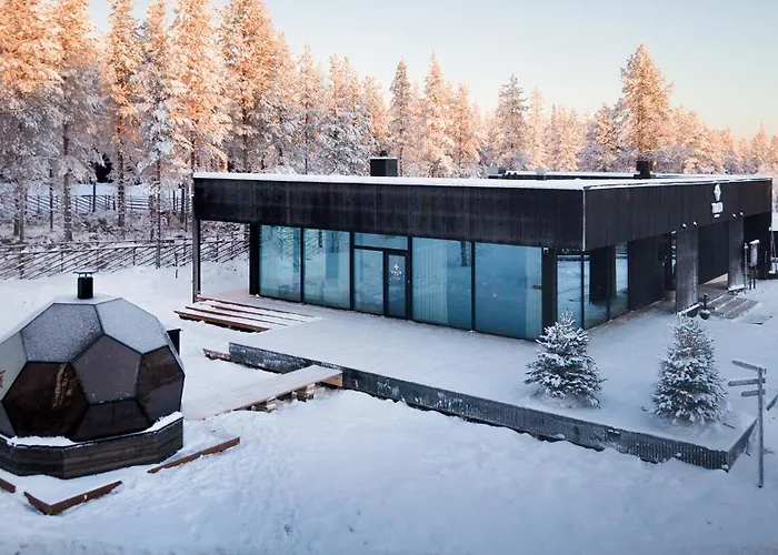 Halo Igloos Resort