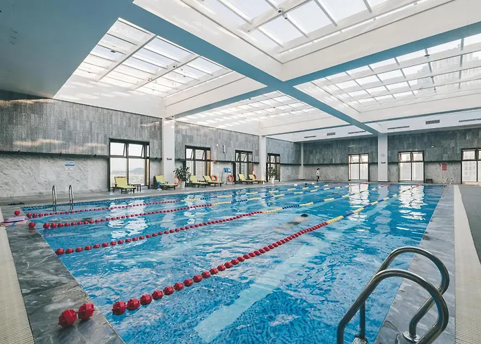 Atour Hotel Wenzhou Yueqing Nanhong Plaza