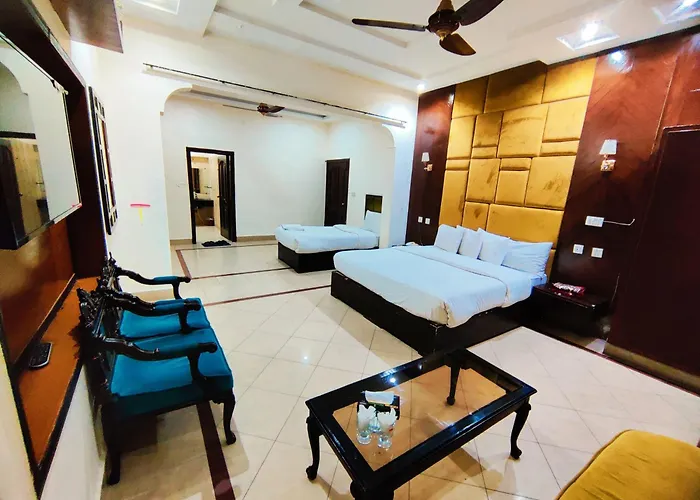 Hotel Pak Continental Multan