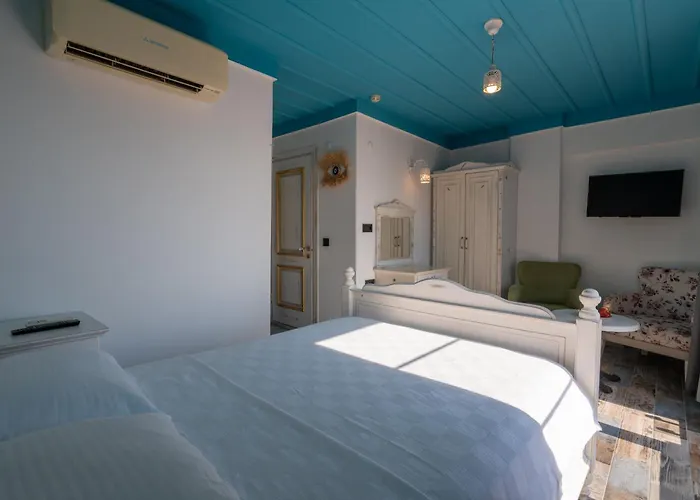 Ra Hotel