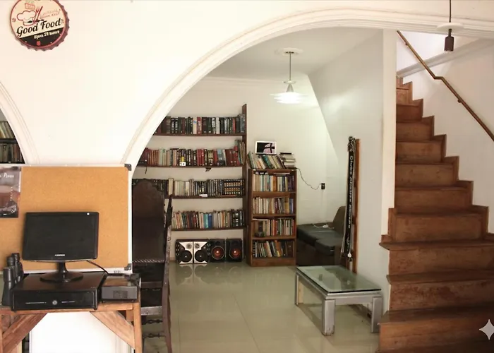 Hostel Casa De Pedra
