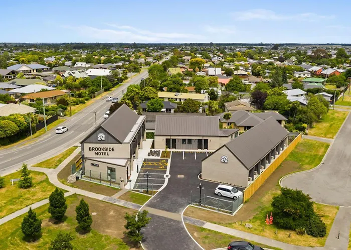 Brookside Motel