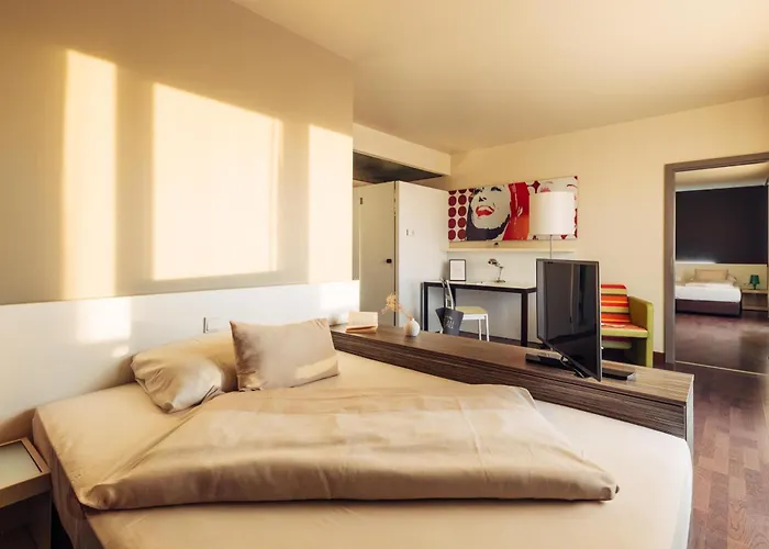 Harry'S Home Hart Bei Graz Hotel & Apartments