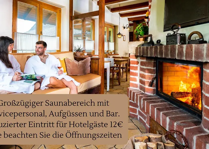 Landhotel Gut Wildberg mit Badeteich und großem Garten