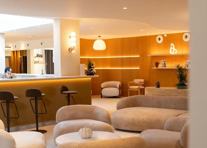 Golden Tulip Avignon Le Paradou