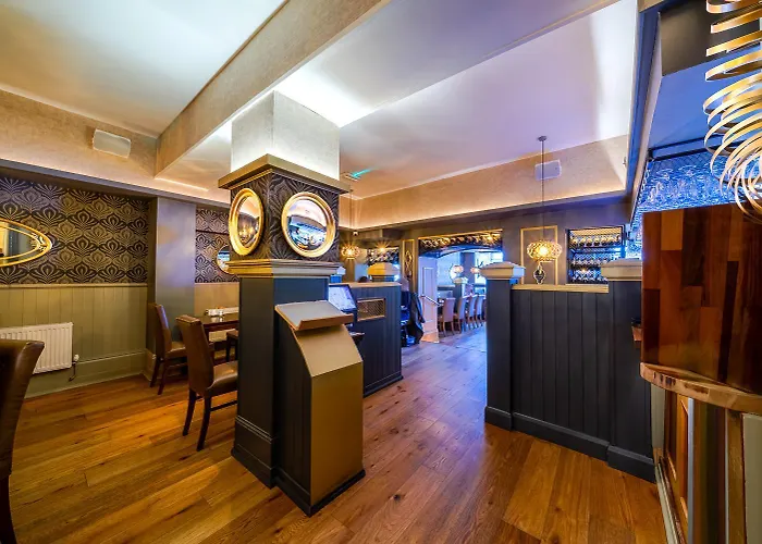 The Gateway Hotel